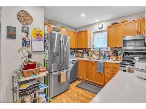 1001 Field Court, Cobourg, ON - Indoor Photo Showing Kitchen