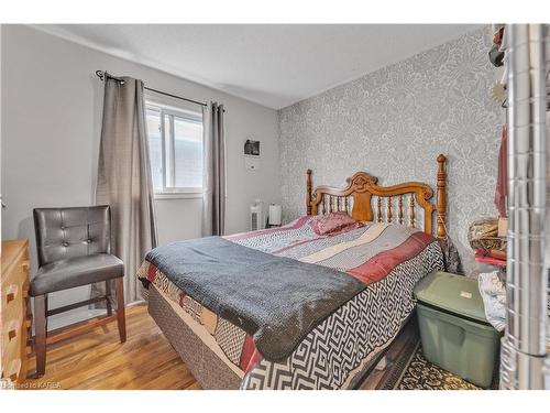 1001 Field Court, Cobourg, ON - Indoor Photo Showing Bedroom