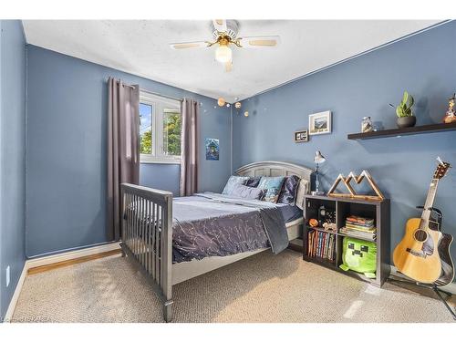 893 Everitt Avenue, Kingston, ON - Indoor Photo Showing Bedroom