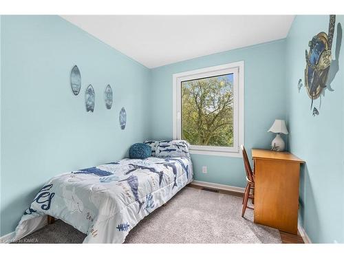 893 Everitt Avenue, Kingston, ON - Indoor Photo Showing Bedroom