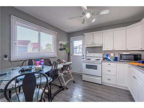 21 Cherry Street, Kingston, ON - Indoor Photo Showing Kitchen