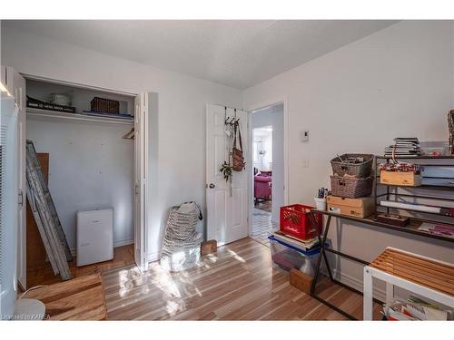 21 Cherry Street, Kingston, ON - Indoor Photo Showing Other Room