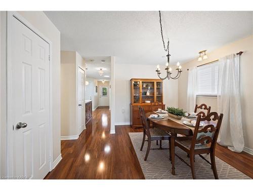 802 Peachwood Street, Kingston, ON - Indoor Photo Showing Dining Room