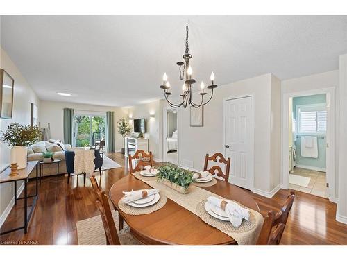 802 Peachwood Street, Kingston, ON - Indoor Photo Showing Dining Room