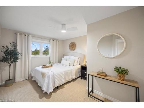 802 Peachwood Street, Kingston, ON - Indoor Photo Showing Bedroom