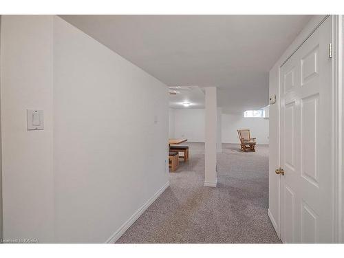 802 Peachwood Street, Kingston, ON - Indoor Photo Showing Other Room