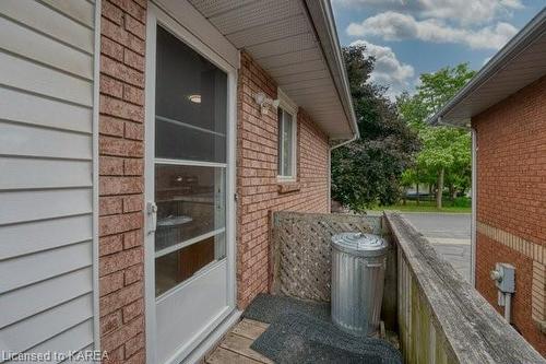 1-151 Dauphin Avenue, Kingston, ON - Outdoor With Exterior