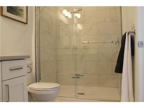 263 Pratt Drive, Amherstview, ON - Indoor Photo Showing Bathroom