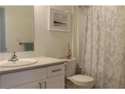 263 Pratt Drive, Amherstview, ON - Indoor Photo Showing Bathroom