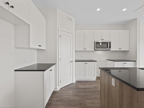 1840 Cinderhill Street, Kingston, ON - Indoor Photo Showing Kitchen