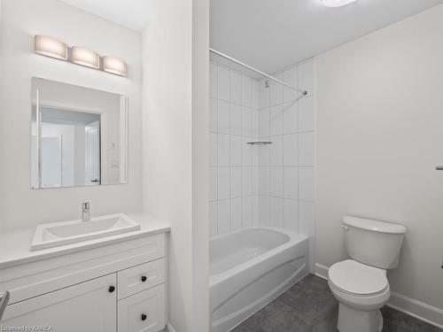 1840 Cinderhill Street, Kingston, ON - Indoor Photo Showing Bathroom