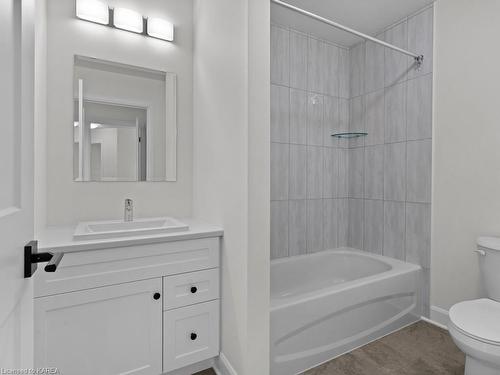 1832 Cinderhill Street, Kingston, ON - Indoor Photo Showing Bathroom