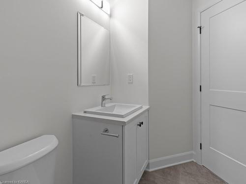 1832 Cinderhill Street, Kingston, ON - Indoor Photo Showing Bathroom