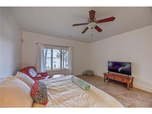 4744 Bath Road, Loyalist Township, ON - Indoor Photo Showing Bedroom