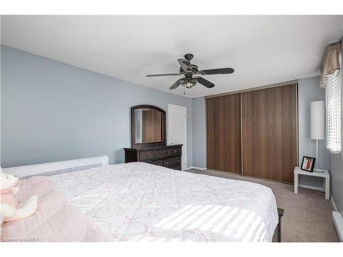 840 Milford Drive, Kingston, ON - Indoor Photo Showing Bedroom