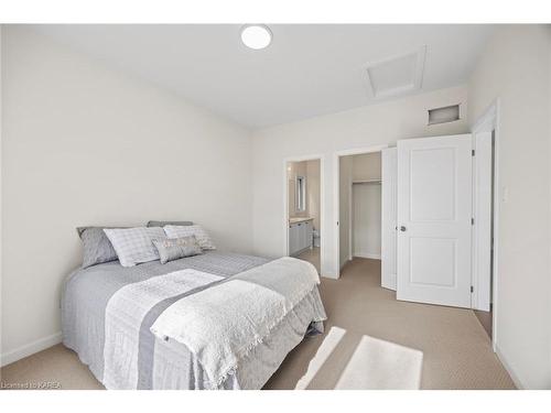 165 Purdy Road, Bath, ON - Indoor Photo Showing Bedroom