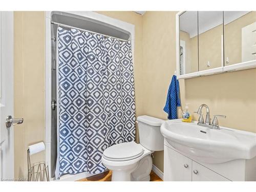 616 Pimlico Place, Kingston, ON - Indoor Photo Showing Bathroom