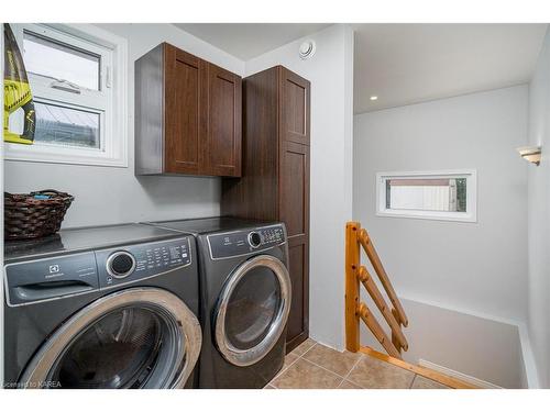 222 Parish Road, Westport, ON - Indoor Photo Showing Laundry Room