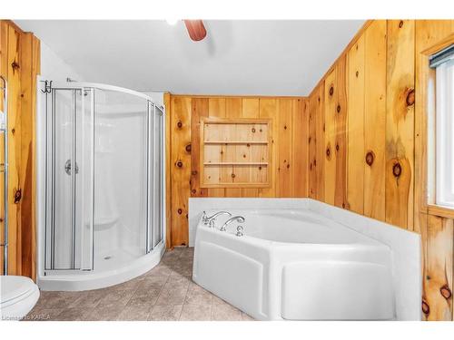 237B South Shore Road, Napanee, ON - Indoor Photo Showing Laundry Room