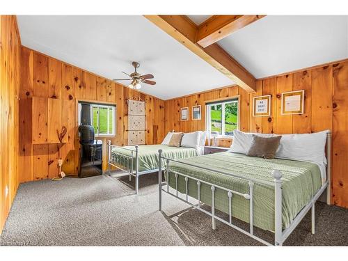 237B South Shore Road, Napanee, ON - Indoor Photo Showing Bedroom