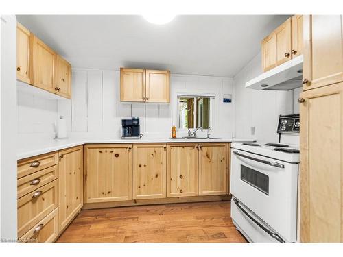 237B South Shore Road, Napanee, ON - Indoor Photo Showing Kitchen