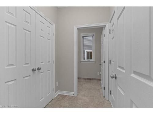 1208 Ashford Place, Kingston, ON - Indoor Photo Showing Other Room