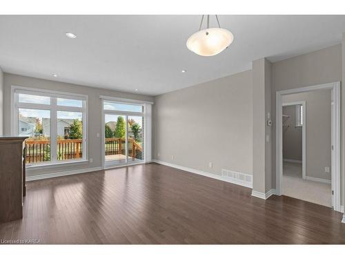 1208 Ashford Place, Kingston, ON - Indoor Photo Showing Other Room