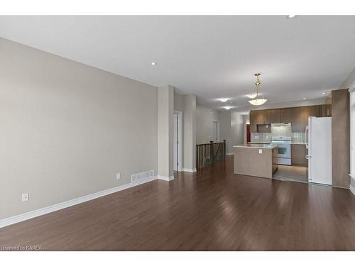 1208 Ashford Place, Kingston, ON - Indoor Photo Showing Other Room