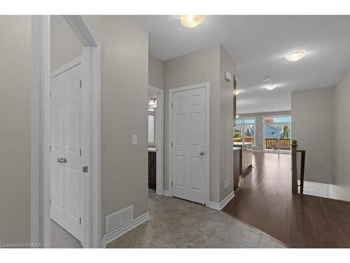 1208 Ashford Place, Kingston, ON - Indoor Photo Showing Other Room