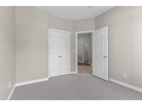 1208 Ashford Place, Kingston, ON - Indoor Photo Showing Other Room