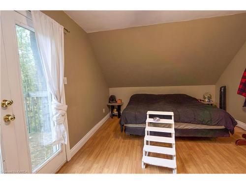 1035 Cozy Ridge Lane, Hartington, ON - Indoor Photo Showing Bedroom