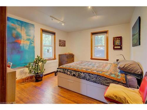 310 Garden Street, Gananoque, ON - Indoor Photo Showing Bedroom