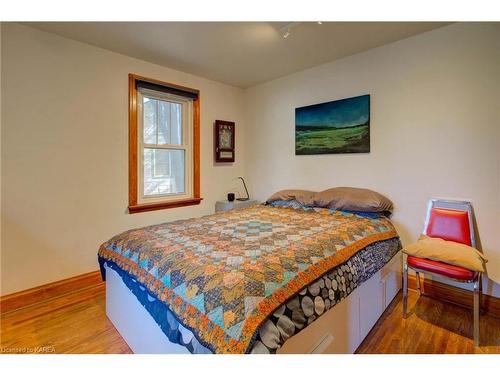 310 Garden Street, Gananoque, ON - Indoor Photo Showing Bedroom