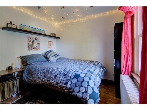 310 Garden Street, Gananoque, ON - Indoor Photo Showing Bedroom