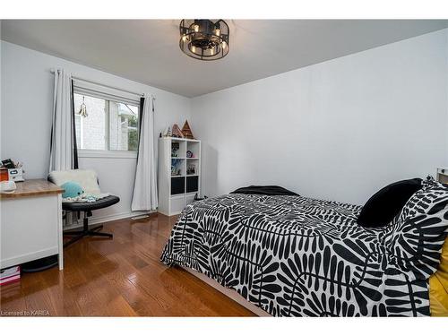 444 Bridge Street W, Napanee, ON - Indoor Photo Showing Bedroom