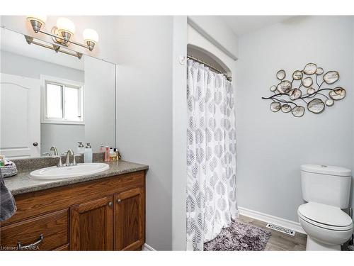 444 Bridge Street W, Napanee, ON - Indoor Photo Showing Bathroom