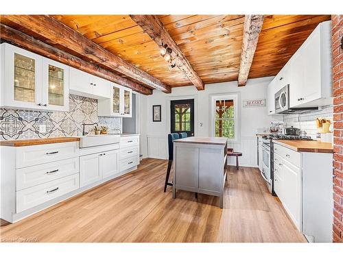 380 Mulville Road, Westport, ON - Indoor Photo Showing Kitchen