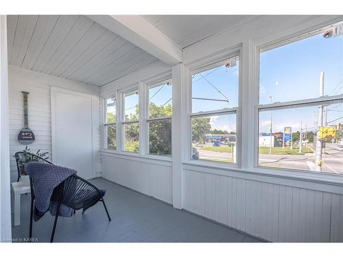 4061 Bath Road, Kingston, ON - Indoor Photo Showing Other Room