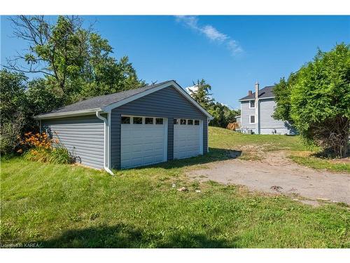 4061 Bath Road, Kingston, ON - Outdoor With Exterior