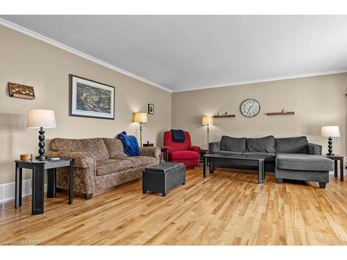 60 Perry Road, Napanee, ON - Indoor Photo Showing Living Room