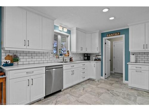 60 Perry Road, Napanee, ON - Indoor Photo Showing Kitchen