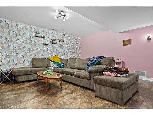 60 Perry Road, Napanee, ON - Indoor Photo Showing Living Room