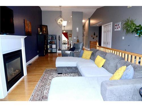 920 Rainbow Crescent, Kingston, ON - Indoor Photo Showing Living Room With Fireplace