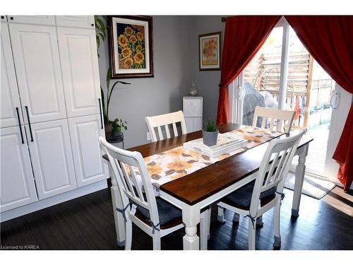 920 Rainbow Crescent, Kingston, ON - Indoor Photo Showing Dining Room