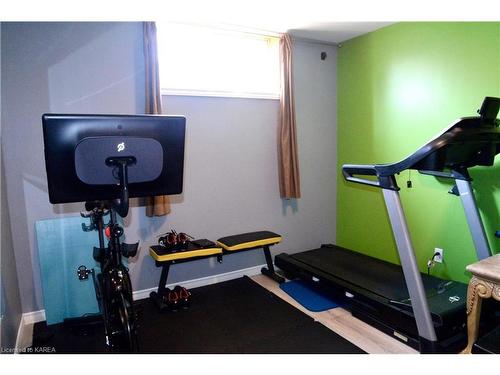 920 Rainbow Crescent, Kingston, ON - Indoor Photo Showing Gym Room