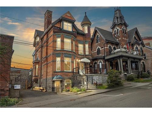 10 Victoria Avenue, Brockville, ON - Outdoor With Facade