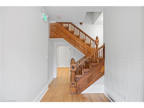 10 Victoria Avenue, Brockville, ON - Indoor Photo Showing Other Room