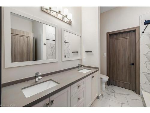 224-2274 Princess Street, Kingston, ON - Indoor Photo Showing Bathroom