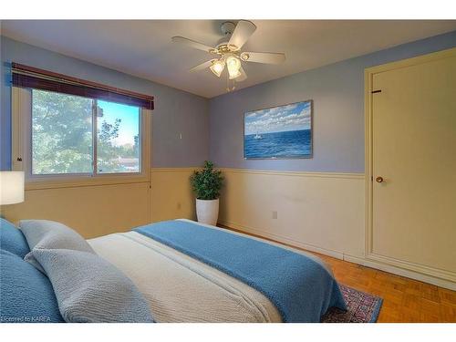 895 Percy Crescent, Kingston, ON - Indoor Photo Showing Bedroom