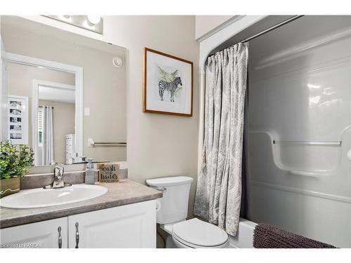 1142 Deerfield Drive, Kingston, ON - Indoor Photo Showing Bathroom